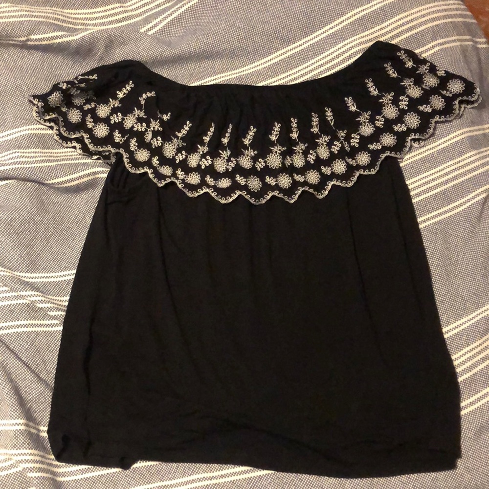 L Adrianna Papell off shoulder shirt